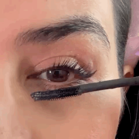 Lashy Volume Boost Mascara